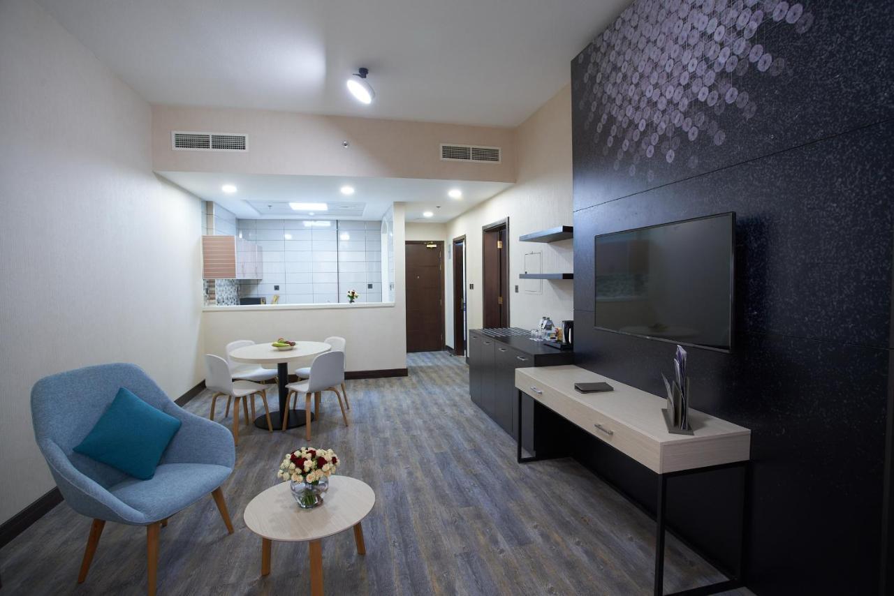 Time Express Hotel Al Khan Szardża Zewnętrze zdjęcie